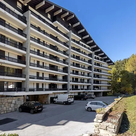 Apartment Cransalpin Apt- 25 - Secteur 1 By Interhome